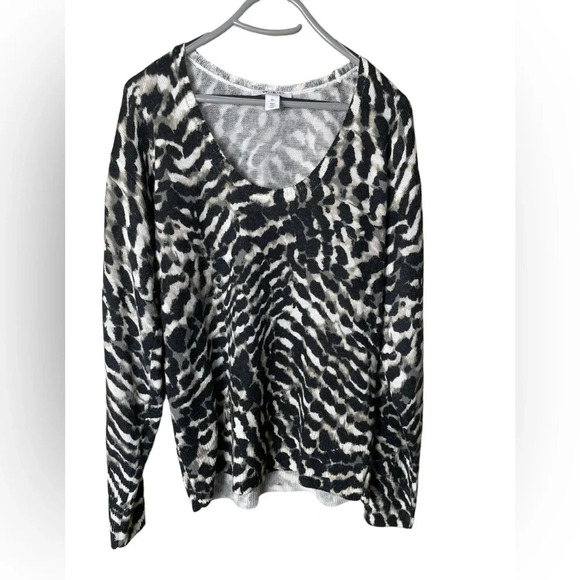 WHBM animal print sweater - Picture 1 of 7